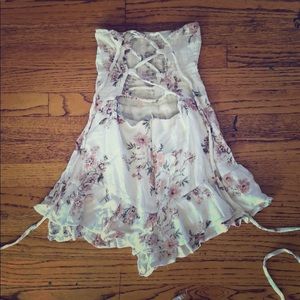 Floral strapless romper